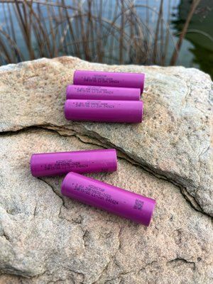 Акумулятор Highstar 18650 26ER &ndash; 2600 mAh / 15A Highstar 18650 26ER фото