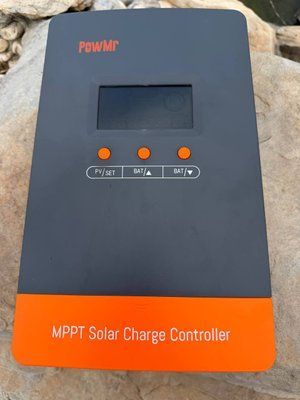 Сонячний контролер заряду MPPT PowMr POW-M100-PRO, вживаний mppt-powmr-pow-m100-pro фото